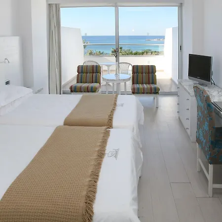 Grecian Sands Resort