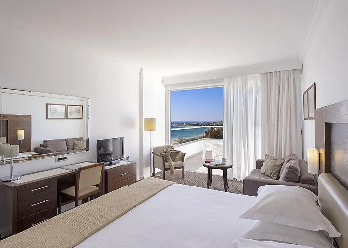 Grecian Sands Resort 4*