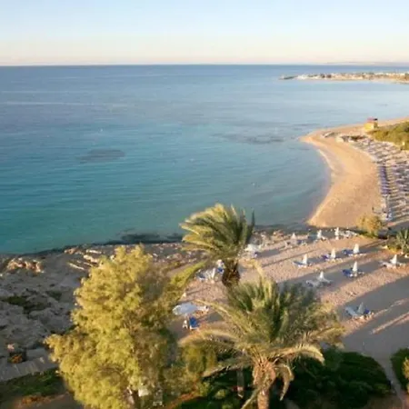 Grecian Sands Resort