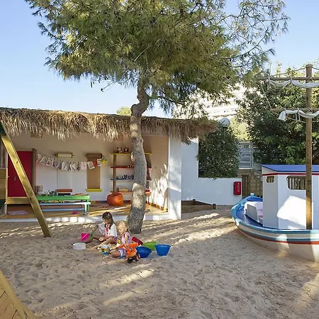 Grecian Sands 4*