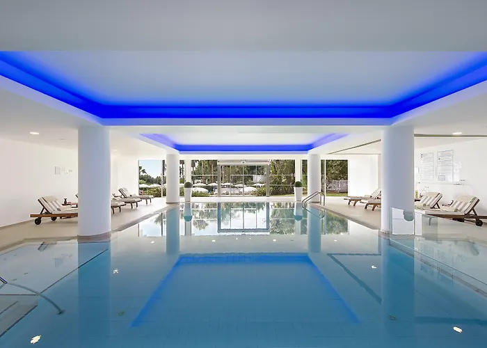 Resort Grecian Sands