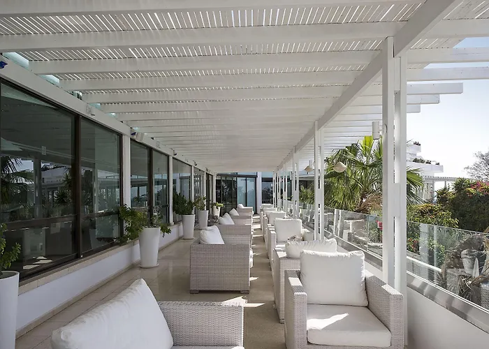 Resort Grecian Sands Aya Napa