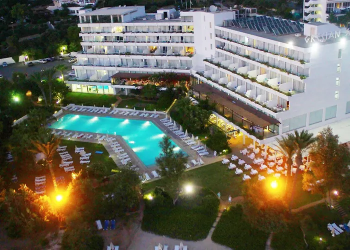 Grecian Sands Resort
